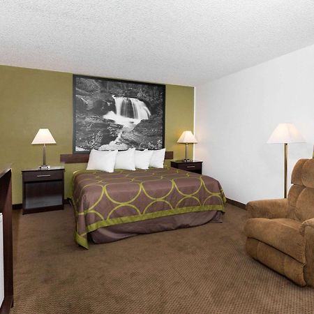 Hotel Super 8 By Wyndham Missoula/Brooks Street Extérieur photo