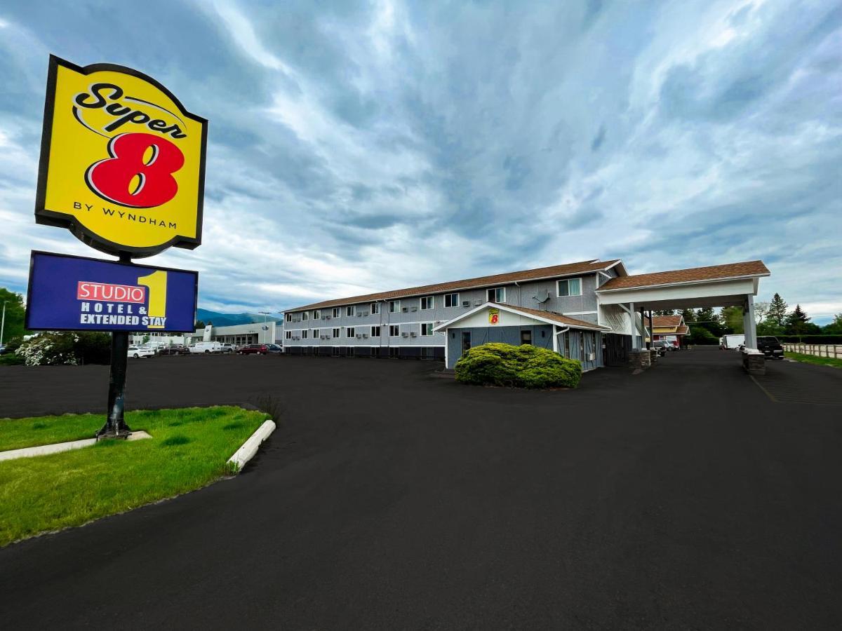 Hotel Super 8 By Wyndham Missoula/Brooks Street Extérieur photo
